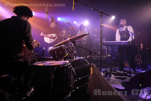 MERRYN JEANN - 2021-10-14 - PARIS - Le Backstage by the mill at O'Sullivans - 